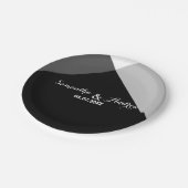 Moderne zwarte witte driehoekige kleurenblokbruilo papieren bordje (Gekanteld)