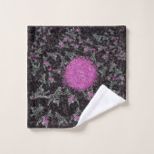 Moderne zwarte witte en roze discostreep bad handdoek (Wasdoekje)