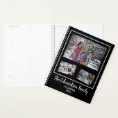 Moderne zwarte witte familiefoto collage 2021 planner (Display)