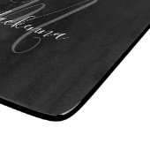 Moderne zwarte witte monogram naam van elegant snijplank (Hoek)