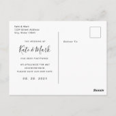 Moderne Zwarte Witte Script Huwelijk Datum Wijzige Briefkaart (Achterkant)