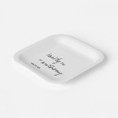 Moderne Zwarte & Witte Script Minimalistische Trou Papieren Bordje (Gebogen)