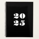Moderne, zwarte, witte, stijlvolle typografie planner<br><div class="desc">Minimale zwarte en witte,  moderne,  stijlvolle,  stijlvolle typografische cijfers,  aangepast jaar Planner. De witte tekst van de douane,  aantallen,  zwarte stevige vlakke achtergrond. U kunt het met uw initialen,  monogram,  jaar,  enz. personaliseren of enkel de tekst schrappen,  en de stevige duidelijke zwarte kleur verlaten.</div>