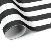 Moderne zwarte witte strepes elegante Gold Text Gi Cadeaupapier (Rol Hoek)