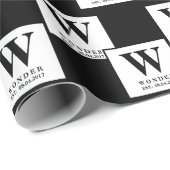 Modernist Monogram black minimalist Wedding  Cadeaupapier (Rol Hoek)