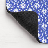 Modieus damastpatroon. Blauw en wit Muismat (Hoek)