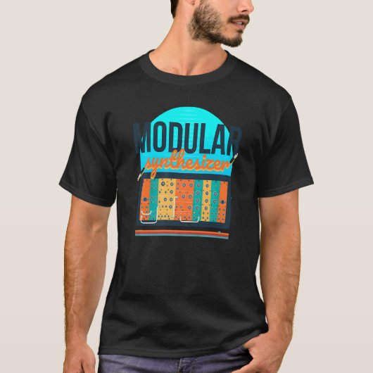Modulaire Synthesizer Synthwave 80s Synthesiz T-shirt (Voorkant)