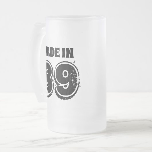 Modus Birthday Beer Mok Made in 89 Moderne Typogra (Voorkant links)