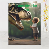 *Moed ontketend: een kleine jongen kijkt naar de T Kaart (Gele Bloem)