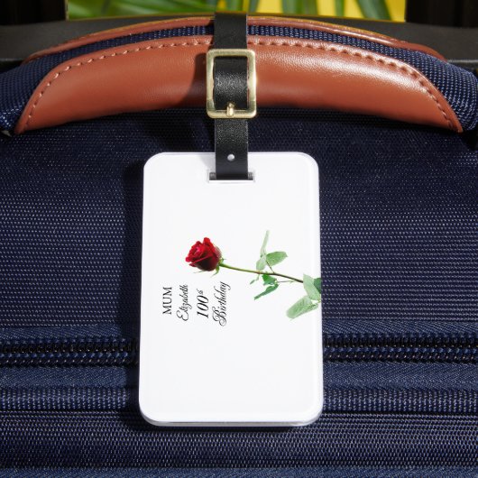 Moeder 100ste Verjaardag Rode Rozenbloem Gepersona Bagagelabel (Voorkant Insitu 2)