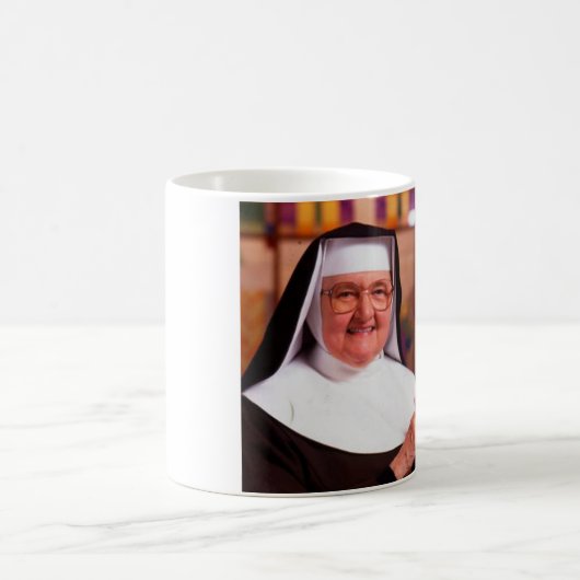 MOEDER ANGELICA HERSTELLEN. KOFFIEMOK (Center)