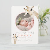 Moeder & Baby Giraffe Roze Foto Geboorte Aankondig Kaart (Staand voorkant)