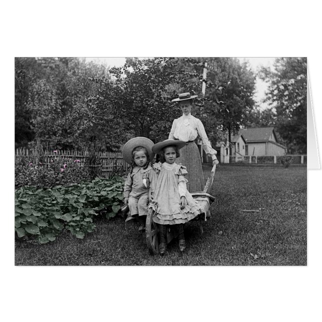 Moeder Daughters 1890 Heirloom Gardening Garden (Voorkant Horizontaal)