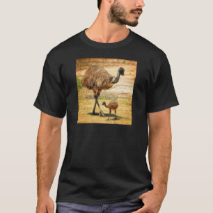 Moeder die haar baby in de gaten houdt t-shirt