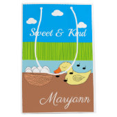 Moeder Duck zingt op haar eieren Medium Cadeauzakje (Voorkant)