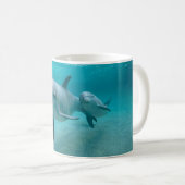 MOEDER EN BABY CALF DOLPHIN KOFFIEMOK (Voorkant rechts)