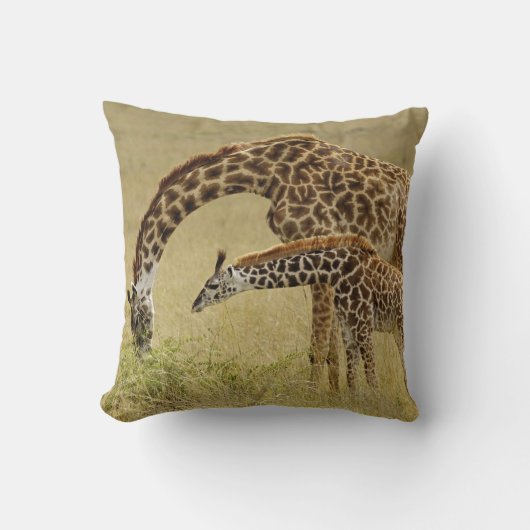 Moeder en baby Masaigiraffe, Giraffa Kussen (Voorkant)