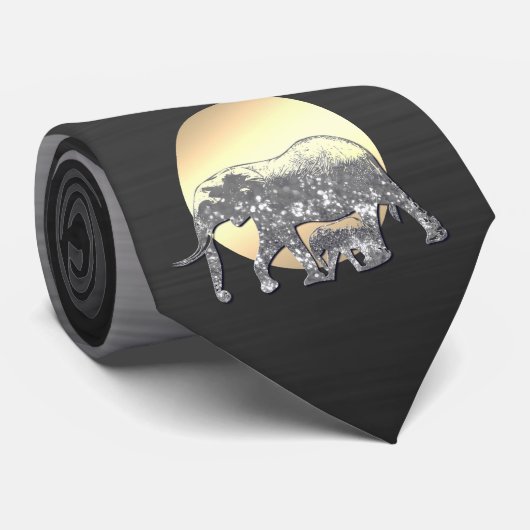 Moeder en baby olifant in de ondergaande zon stropdas (Opgerold)