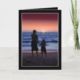 Moeder en dochter lopen op het strand kaart