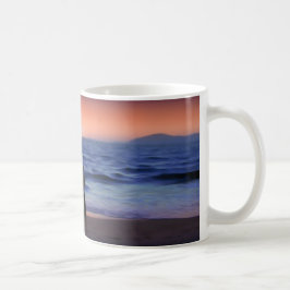 Moeder en dochter lopen op het strand (Moederdag) Koffiemok