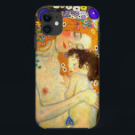 Moeder en kind door Gustav Klimt Art Nouveau iPhone 11 Hoesje<br><div class="desc">Moeder en kind - detail uit The Three Ages of Woman,  een populair schilderij van de Oostenrijkse symboliste & art nouveau artiest Gustav Klimt uit 1905.  Mooie i iPhone 5 / 5s hoesjes.</div>