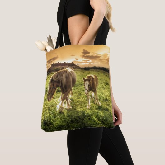 Moeder- en veefpaard tote bag (Dichtbij)