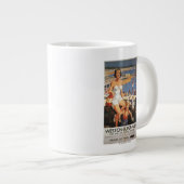 Moeder en zoon op het strand Poster Grote Koffiekop (Voorkant rechts)