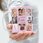 Moeder foto collage roze koffiemok<br><div class="desc">Een cadeau voor je moeder,  haar leven vieren met een collage van 14 foto's. Zwarte tekst: Beste mama ooit. Personaliseer en gebruik je eigen foto's van haar,  kinderen,  man,  huisdieren,  vrienden. Elegante roze achtergrond. Perfect als Moederdag cadeau,  voor verjaardagen en kerst.</div>