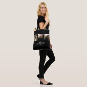 Moeder Gevestigd Script Black 3 Foto Tote Bag (Op model)