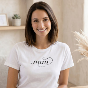 Moeder Gevestigd Script Zwart Jaar Moeder T-shirt