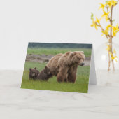 Moeder Grizzly Beer met tweelingkubussen Kaart (Gele Bloem)