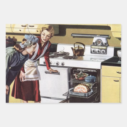 moeder in de keuken kookt een paasham inpakpapier vel (Voorkant 2)