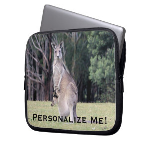 Moeder Kangaroo met Baby Joey in haar zak Laptop Sleeve