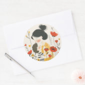 Moeder knuffelt haar zoon Aziatisch Chinees Japans Ronde Sticker (Envelop)