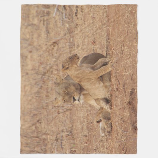 Moeder leeuw en welp fleece deken (Voorkant)