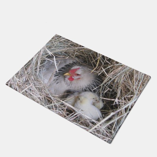 Moeder met nieuwe kippen deurmat (Schuin)