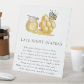 Moeder om 's avonds laat luiers baby shower reclamebord met voetstuk (Insitu)