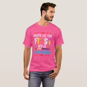 Moeder op de eerste dag van de middelbare school M T-shirt (Voorkant volledig)