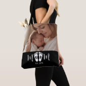 Moeder Opgericht Baby Voetafdrukken Script Zwart F Tote Bag (Dichtbij)
