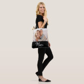 Moeder Opgericht Script Zwarte Foto Tote Bag (Op model)