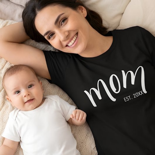 Moeder Opgericht Witte Script Aangepast Jaar Nieuw T-shirt
