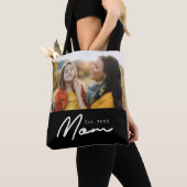 Moeder Opgerichte Script Zwarte Foto Tote Bag (Dichtbij)