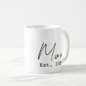 Moeder Opricht. Eenvoudig Elegant Script Zwart Wit Koffiemok (Voorkant rechts)