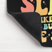 Moeder Slaap Grappig Moederdag Groovy Retro Muismat (Hoek)