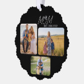 Moeder Stelde Moderne Script Black 3 Foto Ornament Kaart (Links)