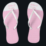 Moeder van de Bride, Bridal, Wedding, Roze Stomme Teenslippers<br><div class="desc">Dit elegante tekstontwerp Moeder van de Bride met zilverbloem en roze/witte strepen ziet er mooi uit op die teenslippers. Design door Inge Lewis. Perfecte cadeaus voor de bruidsfeesten,  bachelorette feestjes en vrijgezellenfeesten. Vind meer overeenkomende objecten op de online website ingeinc.com.</div>