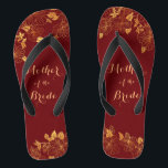 Moeder van de Bride Dark Burgundy & Gold Foliage Teenslippers<br><div class="desc">Deze prachtige Moeder van de Bride Dark Burgundy en goudbladerige teenslippers hebben een donkerbruine achtergrond die gekant is tegen een ingewikkeld goudgroen patroon en aanpasbare moderne typografie. De combinatie van de rijke Bourgogne en de glanzende gouden creëer en elegant en luxe esthetiek. Het is een mooi cadeau voor je bruidfeestje....</div>