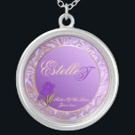 moeder van de Bride Paarse Keepomwille Zilver Vergulden Ketting<br><div class="desc">Moeder van de Bride Shades of Lavender Keepomwille Ketting. Vervang Moeder van de Brides voornaam en achternaam initiaal door correcte informatie, en de datum van je huwelijk, op dit elegante keepjesketting, in het vakje "Personalize it" rechts op deze productpagina. U kunt verkiezen om het even welke informatie over ketting te...</div>