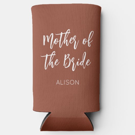 Moeder van de Bruid Bruine Terracotta Bruiloft Seltzer Blikjeskoeler (Voorkant)