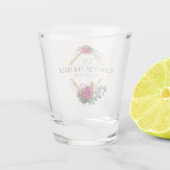 Moeder van de bruid Rode Roos Trouwdatum Monogram Shot Glas (Achterkant)